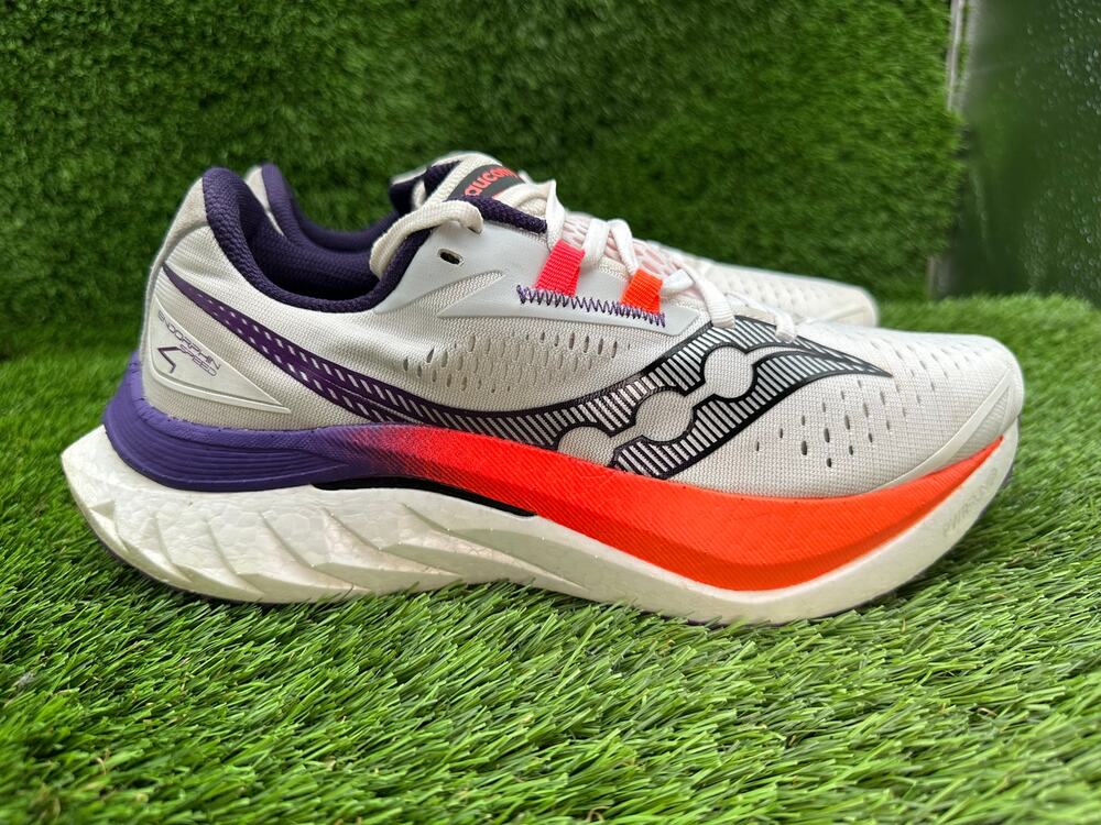 Saucony Endorphin Speed 4 S20940-129 Athletic Sneaker Mens 9 White Mesh Training